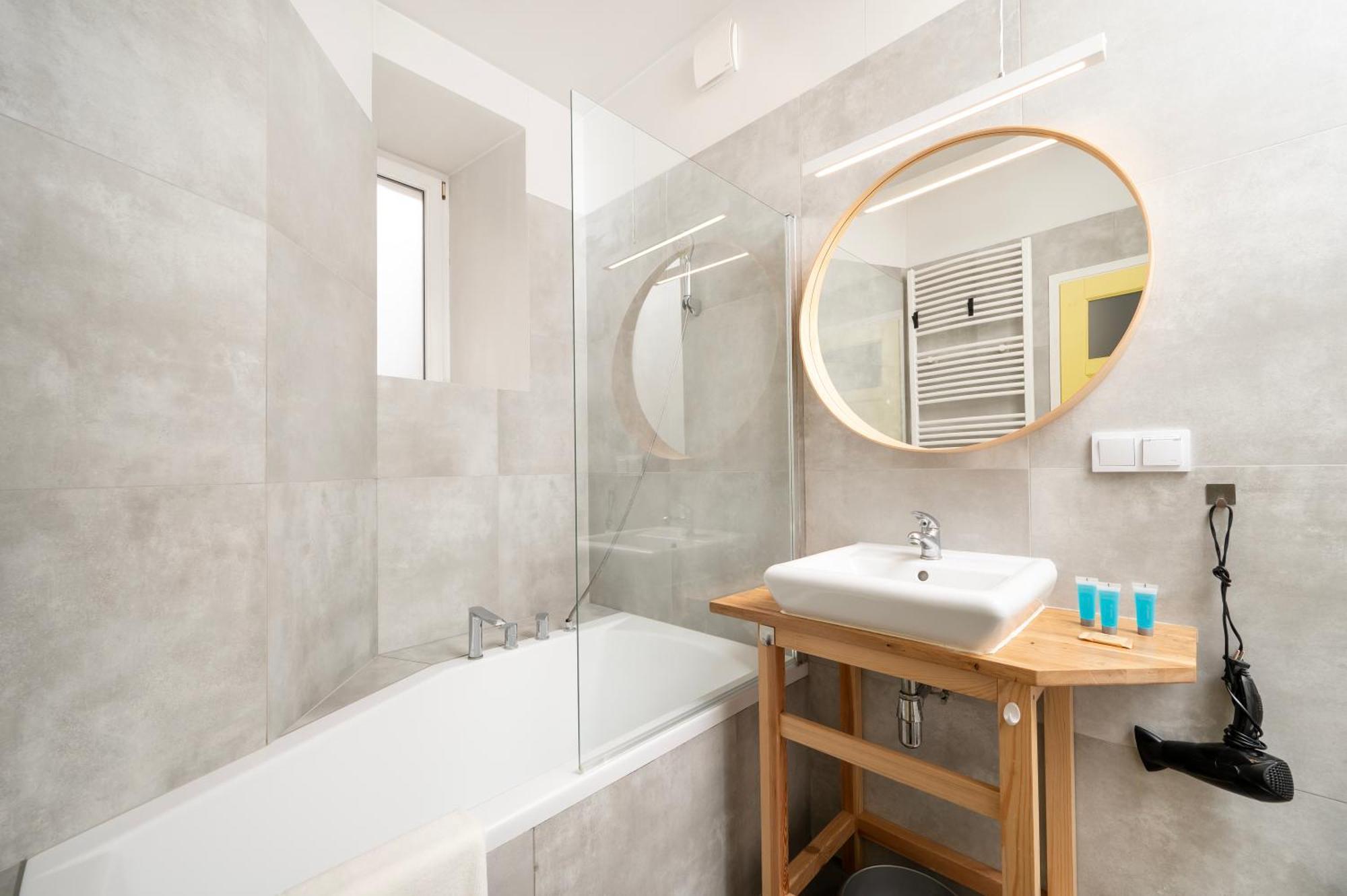 לודז' Central Family Apartment מראה חיצוני תמונה